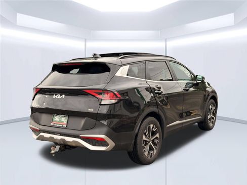 Used 2023 Kia Sportage EX AWD/4WD image 3