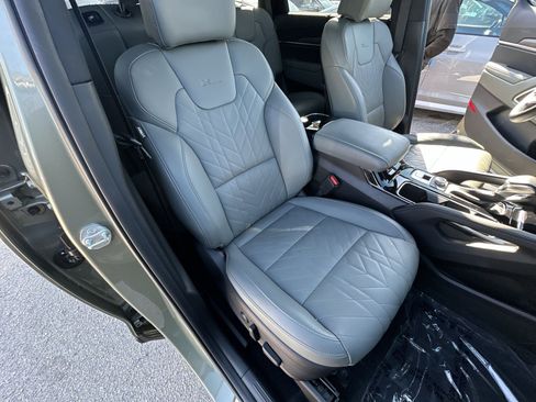 Certified 2024 Kia Telluride SX Prestige X-Line image 28