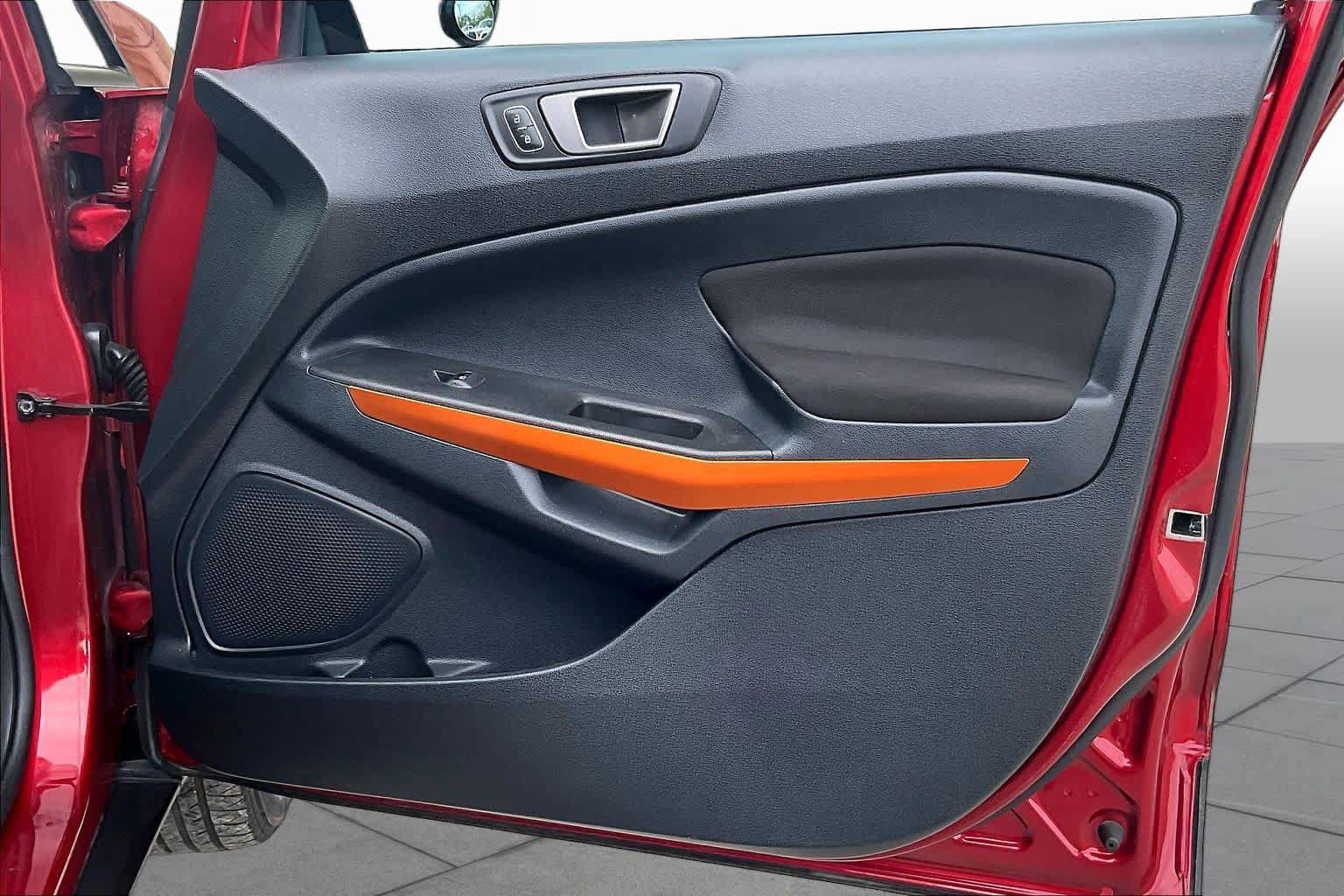 Used 2021 Ford EcoSport SE w/ SE Convenience Package FWD image 22