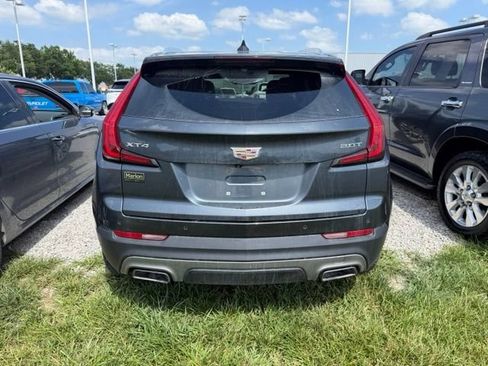 Used 2019 Cadillac XT4 Premium Luxury w/ Cold Weather Package FWD image 3