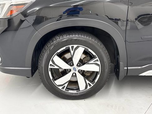 Used 2019 Subaru Forester Touring AWD/4WD image 9