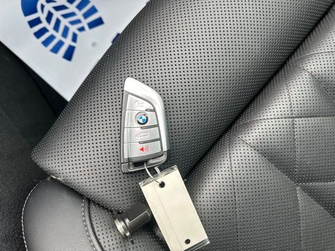 Used 2023 BMW X5 xDrive40i w/ M Sport Package image 29