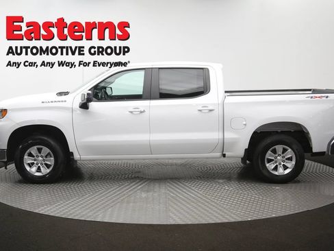 Used 2025 Chevrolet Silverado 1500 LT AWD/4WD image 61