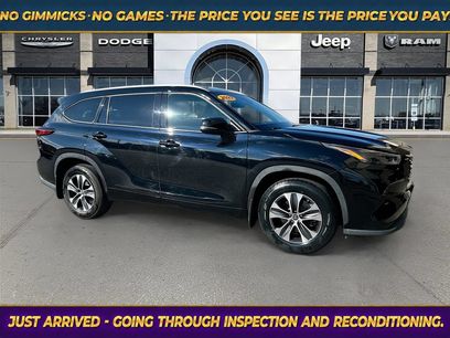 Used 2022 Toyota Highlander XLE