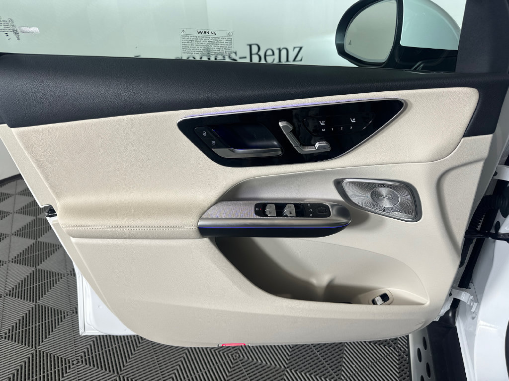 Certified 2026 Mercedes-Benz GLC 300 image 10