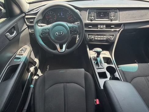 Used 2017 Kia Optima LX FWD image 16