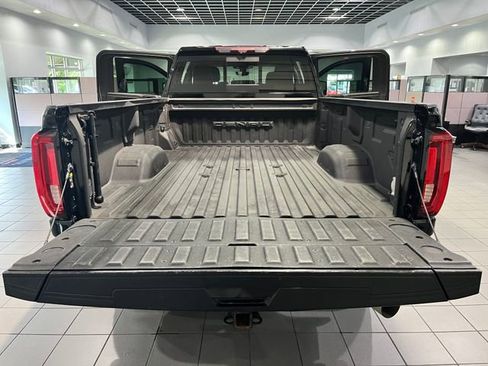 Used 2020 GMC Sierra 3500 Denali w/ Denali Ultimate Package AWD/4WD image 8