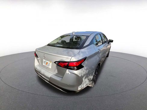 Used 2025 Nissan Versa SV image 8