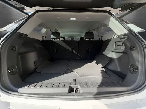 Used 2021 GMC Terrain SLT image 19