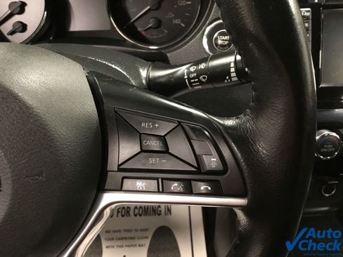 Used 2018 Nissan Rogue Sport SL w/ SL Premium Package AWD/4WD image 44