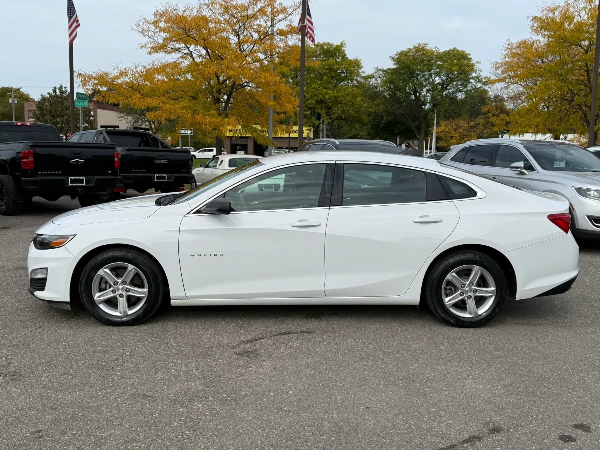 Used 2019 Chevrolet Malibu LS FWD image 8