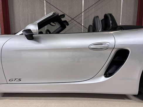 Used 2015 Porsche Boxster GTS RWD image 12
