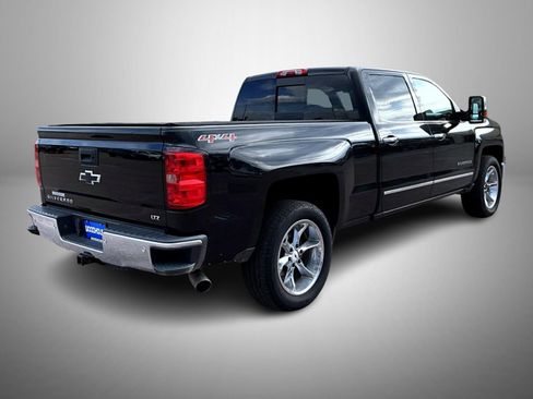 Used 2015 Chevrolet Silverado 1500 LTZ w/ LTZ Plus Package image 5