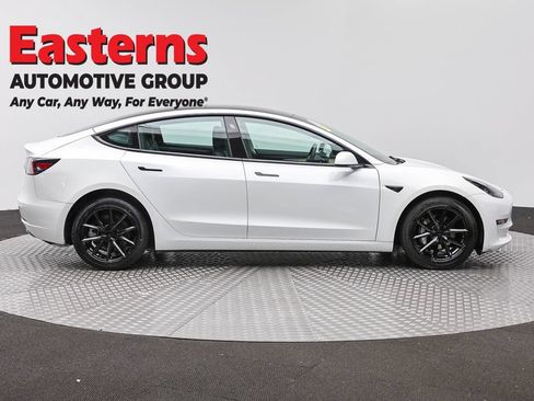 Used 2023 Tesla Model 3 Standard Range RWD image 4