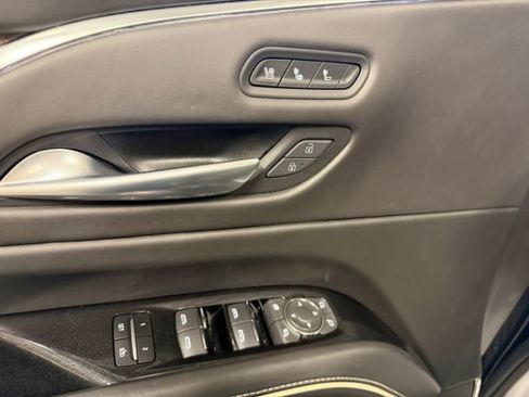 Used 2022 Cadillac Escalade Sport Platinum AWD/4WD image 7