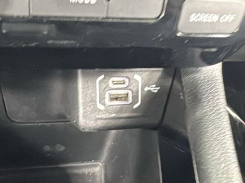 Used 2024 Jeep Compass Trailhawk AWD/4WD image 27