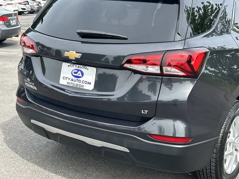 Used 2022 Chevrolet Equinox LT FWD image 12