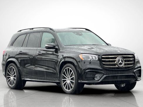 New 2026 Mercedes-Benz GLS 450 4MATIC image 30
