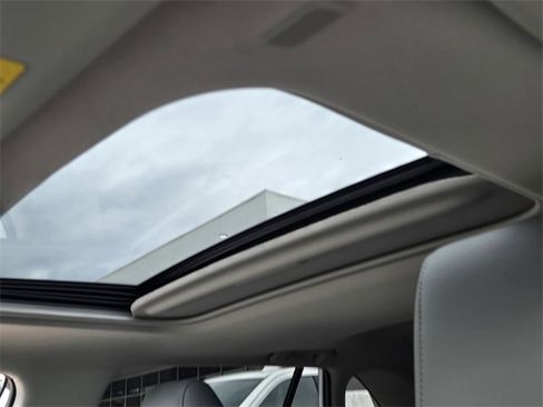 Used 2024 Toyota RAV4 Limited image 18