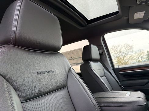 New 2026 GMC Sierra 3500 Denali w/ Denali Reserve Package image 13