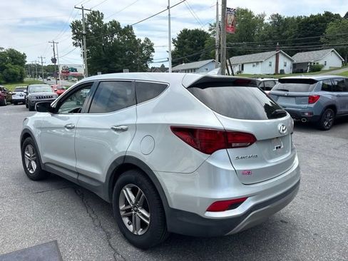 Used 2017 Hyundai Santa Fe Sport FWD image 4