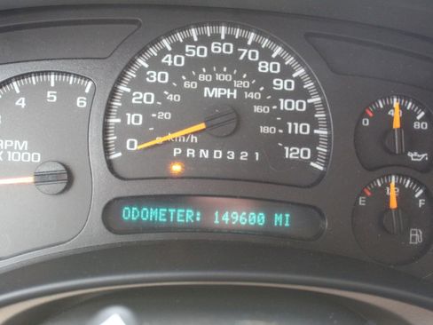 Used 2006 Chevrolet Avalanche LS w/ Preferred Equipment Group RWD image 14