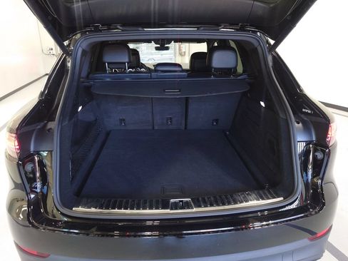 Used 2021 Porsche Cayenne AWD/4WD image 22