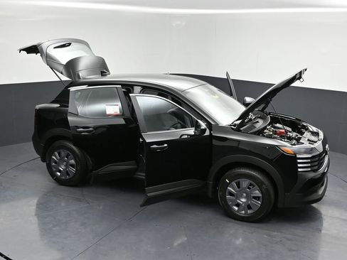 New 2026 Nissan Kicks S image 29