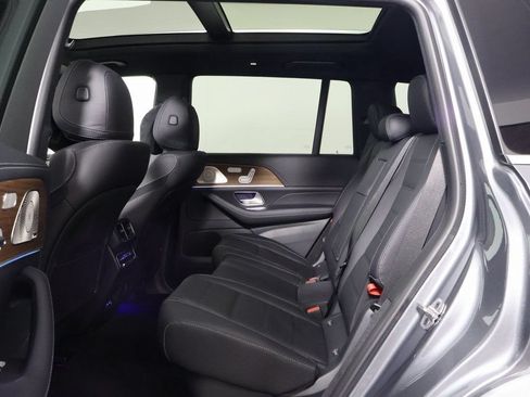 New 2026 Mercedes-Benz GLS 580 4MATIC image 6