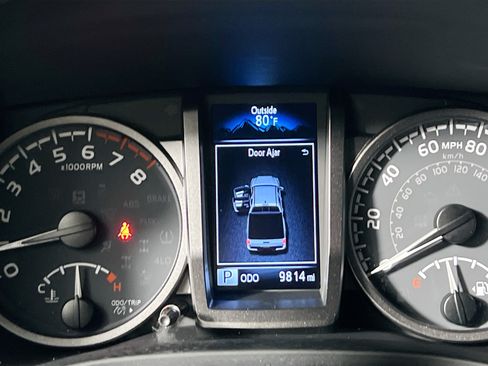 Used 2023 Toyota Tacoma TRD Sport w/ Advanced Technology Package AWD/4WD image 22
