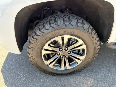 Certified 2022 Chevrolet Colorado Z71 AWD/4WD image 9