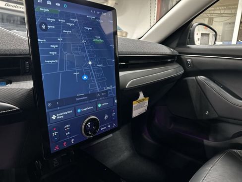 Used 2025 Ford Mustang Mach-E Premium image 23