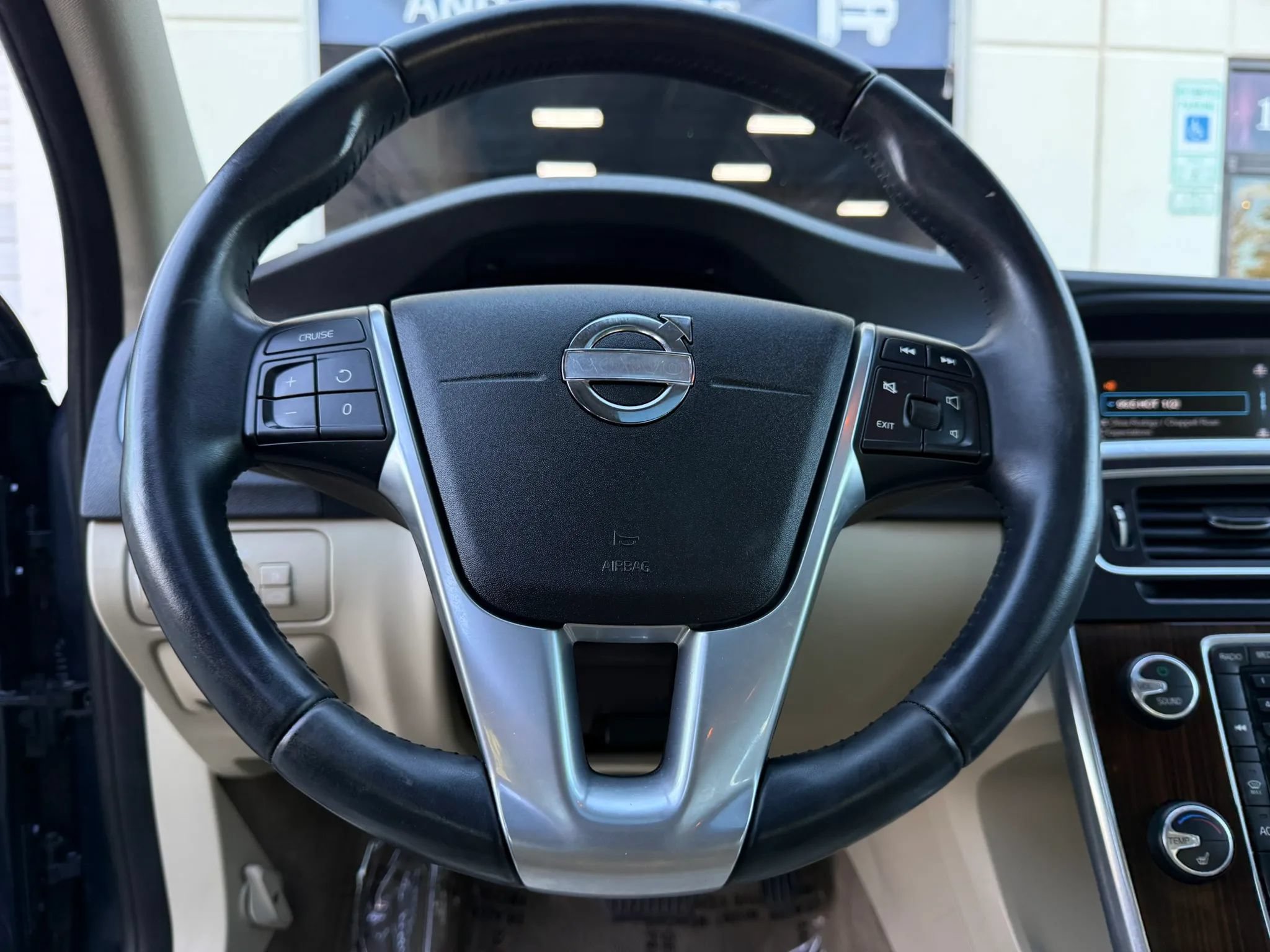 Used 2013 Volvo S60 T5 FWD image 35