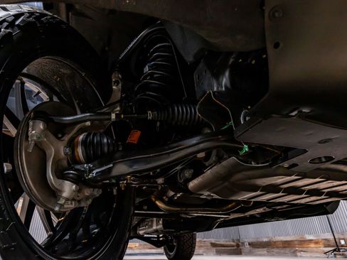 Used 2026 Cadillac Escalade ESV Sport w/ LPO, ONYX Package image 14