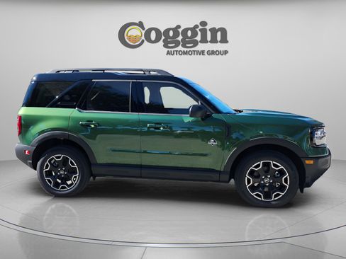 New 2025 Ford Bronco Sport Outer Banks image 7