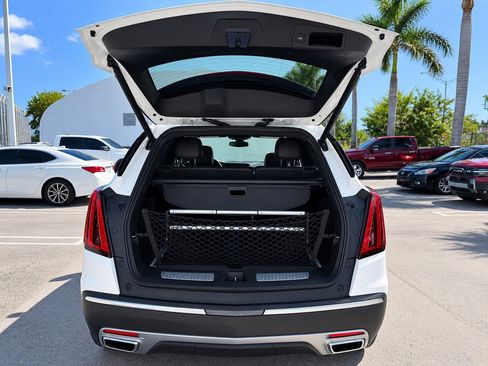 Used 2022 Cadillac XT5 Premium Luxury FWD image 5