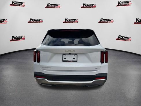 New 2026 Kia Sorento S w/ S Panoramic Sunroof Package image 6