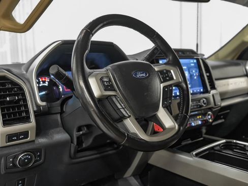 Used 2022 Ford F350 Lariat w/ Lariat Value Package AWD/4WD image 15