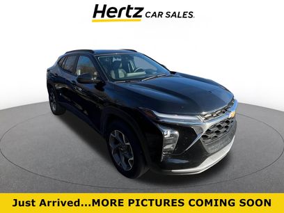Used 2025 Chevrolet Trax LT