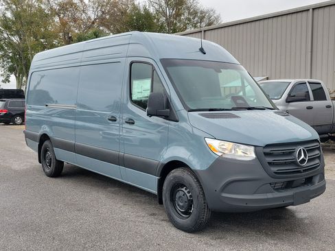 New 2026 Mercedes-Benz Sprinter 2500 image 2