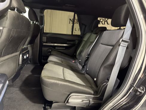 Used 2021 Ford Expedition XLT RWD image 10
