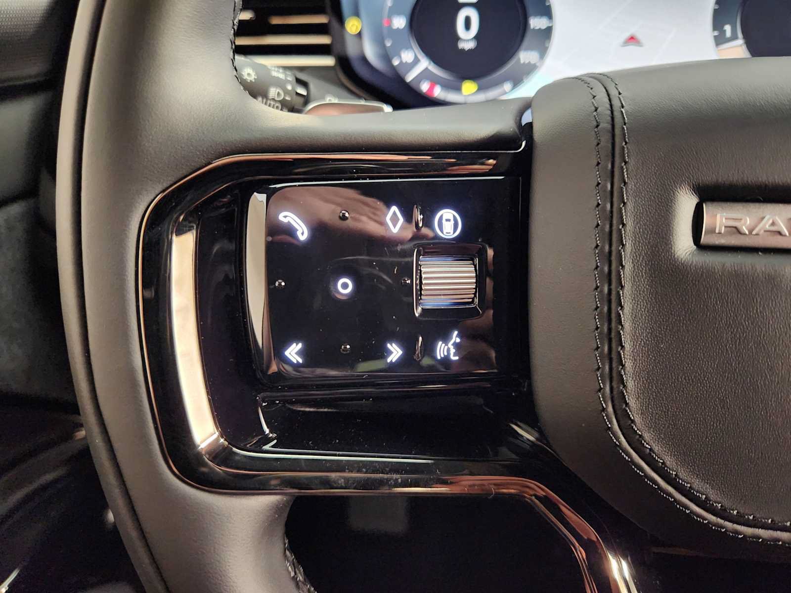 New 2027 Land Rover Range Rover Sport Dynamic SE AWD/4WD image 27