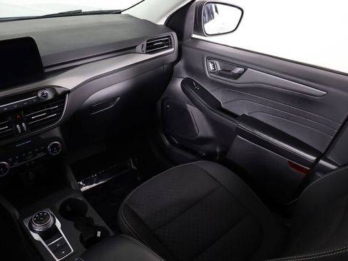 Used 2025 Ford Escape Active AWD/4WD image 33