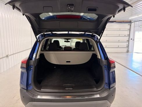 Used 2021 Nissan Rogue SV AWD/4WD image 5