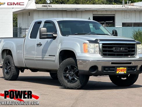 Used 2010 GMC Sierra 1500 SLE AWD/4WD image 1