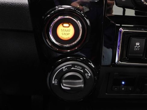 Used 2023 Nissan Titan Platinum Reserve w/ Moonroof Package image 31