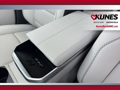 New 2027 GMC Terrain Denali w/ LPO, Floor Liner Package AWD/4WD image 27