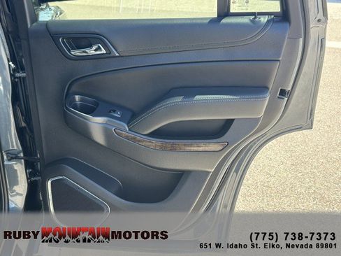 Used 2019 Chevrolet Tahoe LT w/ RST Edition AWD/4WD image 23