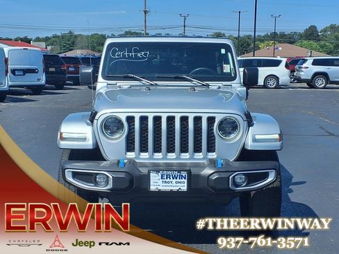 Used 2023 Jeep Wrangler Unlimited Sahara image 7