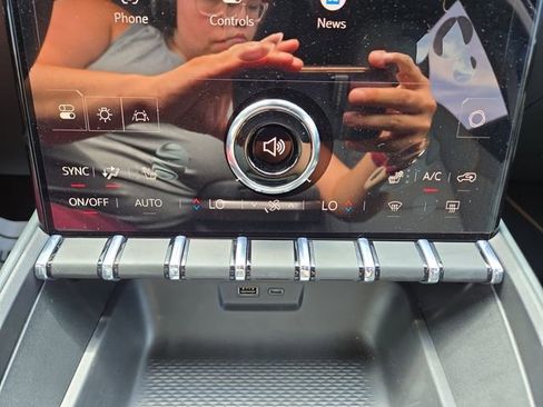 New 2026 GMC Terrain AT4 image 28